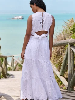 B by Ted Baker Broidery Beach White Skirt Best