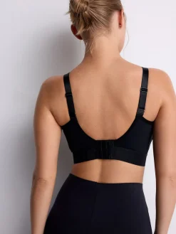 Next DD+ Ultimate Dry Tech Breathable Lightweight Pad High Impact Sports Bra Black