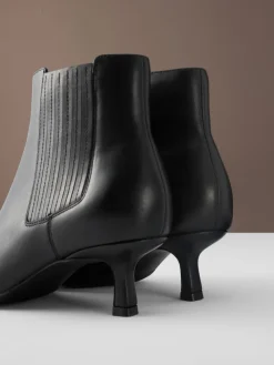 Next Motion Flex Almond Toe Chelsea Style Ankle Boots Black Leather Online