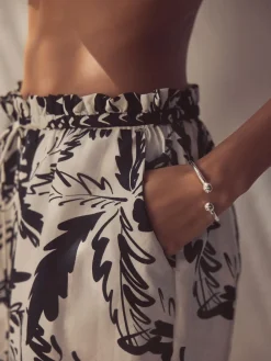 Next Summer Beach Shorts Black/Cream Palm Hot