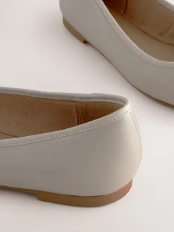 Next Round Toe Leather Ballerina Shoes Bone Discount