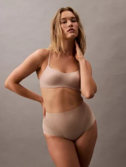 Calvin Klein Natural Sculpted Shapewear Briefs - Stay Put Mesh New