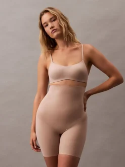 Calvin Klein Natural Stay Put Stretch Mid Thigh Shorts New