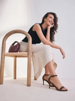 Next Signature Premium Leather Round Toe Buckle Detail Mid Simple Sandals Chocolate Brown Suede Sale