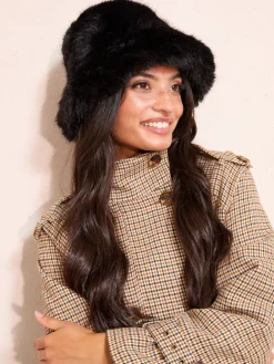 Friends Like These Faux Fur Bucket Hat Black Hot