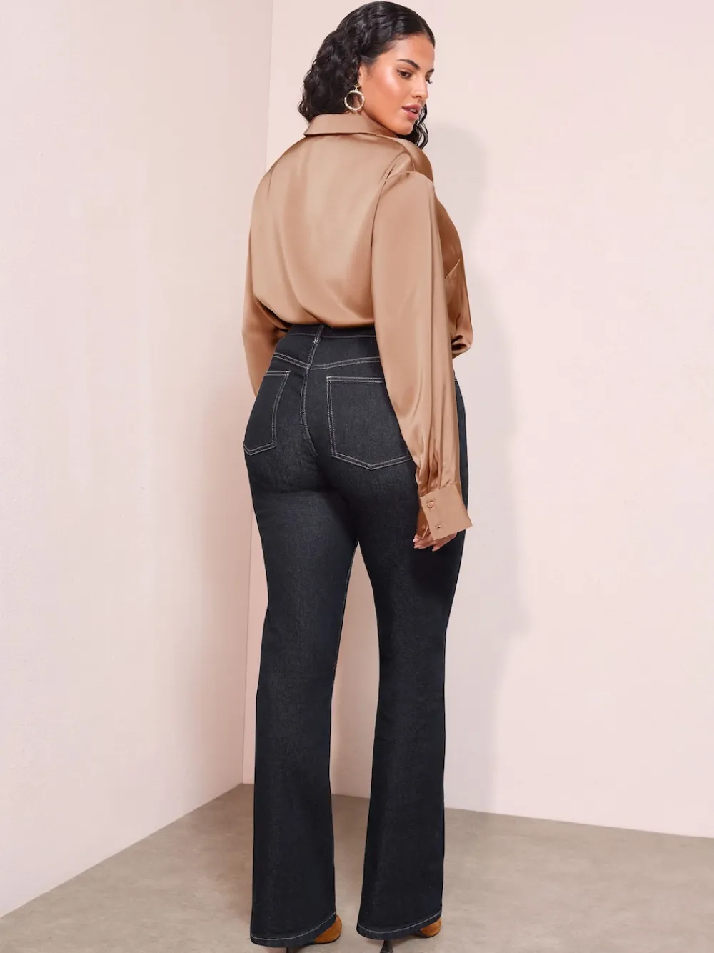 Friends Like These Rinse Wash Curve Bootcut Denim Jeans Best