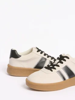 Friends Like These White/Black Standard Fit Lace Up Retro Gumsole Sports Trainers Clearance