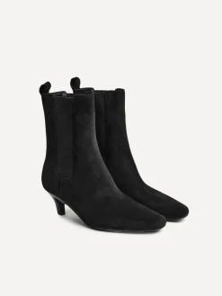 Linzi Ritual Kitten Heeled Chelsea Boots Black Clearance