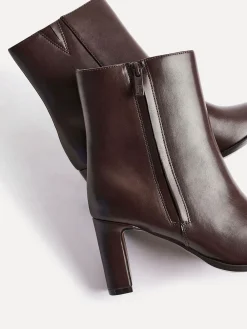 Linzi Jonas Block Heel Ankle Boots Brown