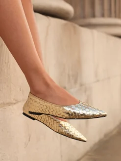 Linzi Talina Woven Pointed Toe Ballet Flats Gold New