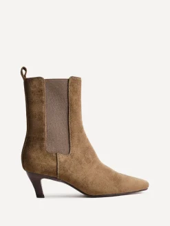 Linzi Ritual Kitten Heeled Chelsea Boots Natural