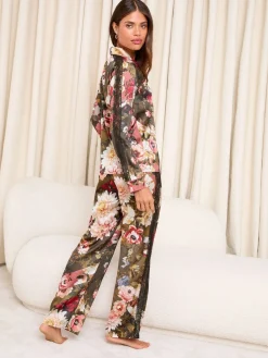 Lipsy Satin Long Sleeve Pyjamas Set with Lace Details Green Floral Outlet