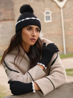 Love & Roses Scallop Trim Ribbed Pom Hat and Gloves Set Black Outlet