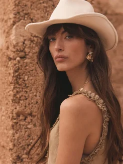 Mint Velvet Cowboy Hat Cream New