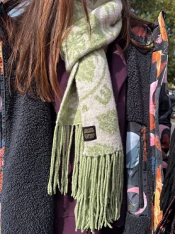 Never Fully Dressed Blanket Scarf Green/Cream Online