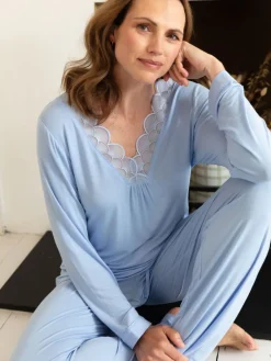 Nora Rose Blue Jersey Scalloped V-Neck Lace Long Sleeve Pyjamas Set Best