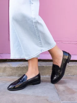 Novo Black Wide Fit Carmella Loafers Hot