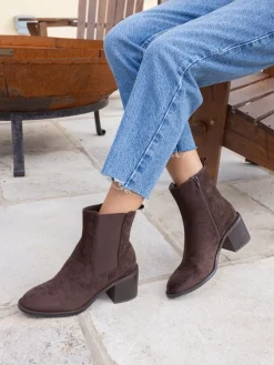 Novo Chocolate Brown Wide Fit Wide Fit Jessie Block Heel V Chelsea Ankle Boots Outlet