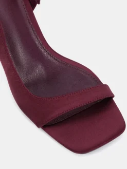 Novo Wide Fit Wide Fit Leah Slingback Sandals Red New