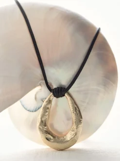 Reiss Gold Tone Momo Molten Link Pendant Necklace Hot