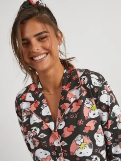 Skinnydip Black Peanuts Snoopy Love Pyjamas Set Online