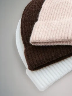 The Set 3 Pack Beanies Oat/Chocolate Brown/Cream