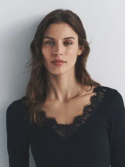 The Set 4 Pack Long Sleeve V-Neck Ribbed Lace Trim T-Shirt Black/Chocolate Brown/Taupe Brown/Cream Discount