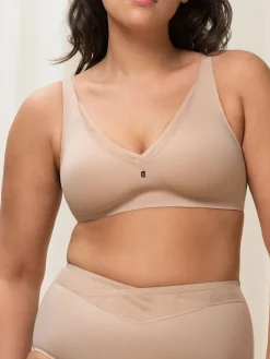 Triumph Non Wired True Shape Sensation Minimizer Bra Nude Outlet