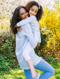 Trotters London Blue Adult Plum Canvas Shoes New