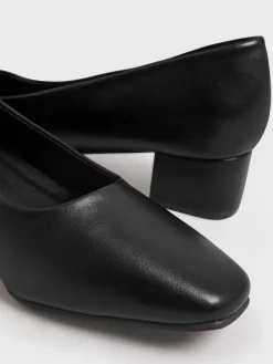 Yours Curve Black Extra Wide Fit Faux Leather Block Heel Court Shoes In Extra Wide EEE Fit Hot